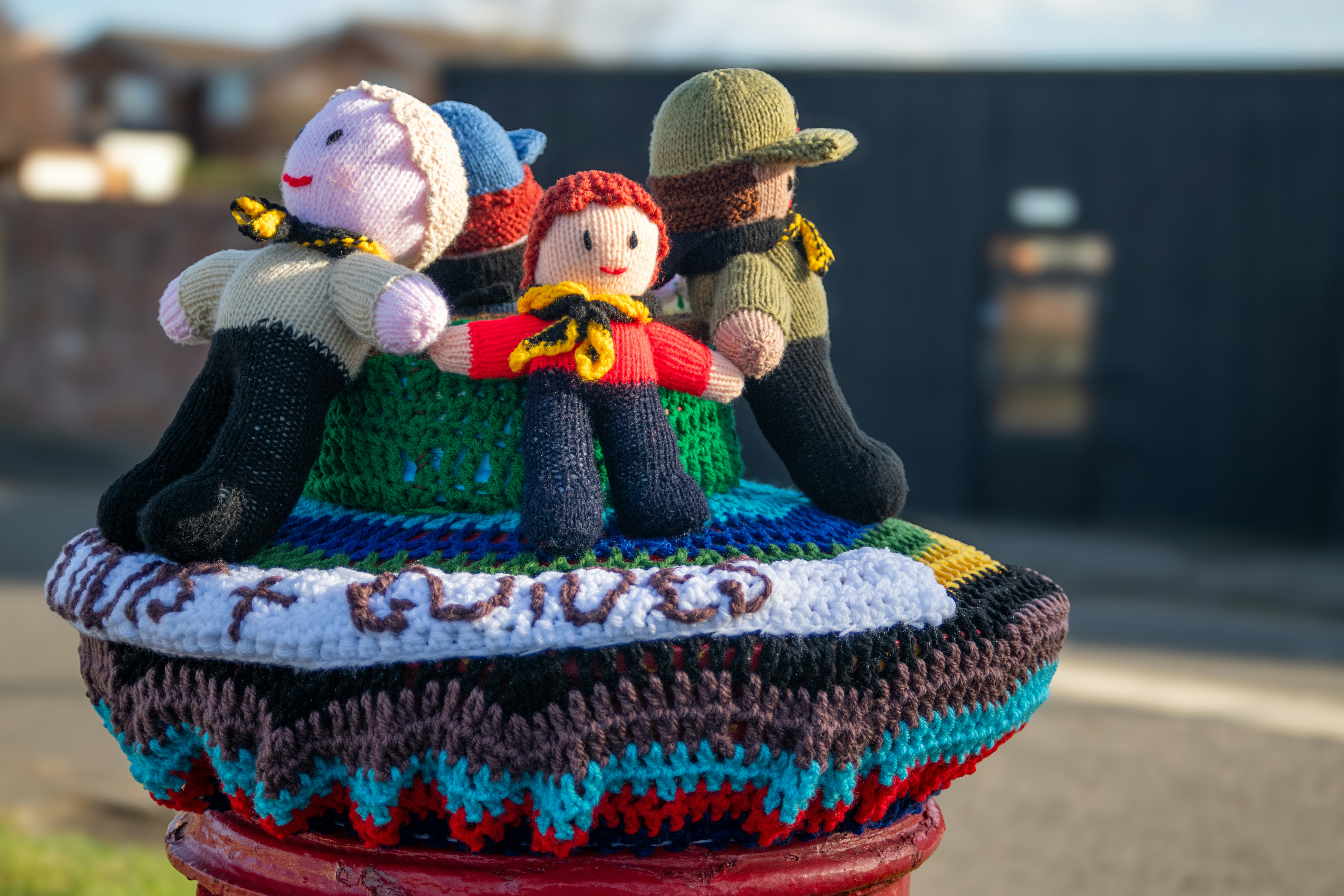 Handwoven textiles and natural fiber fabrics from independent makers